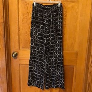 Flowy elastic waistband pants